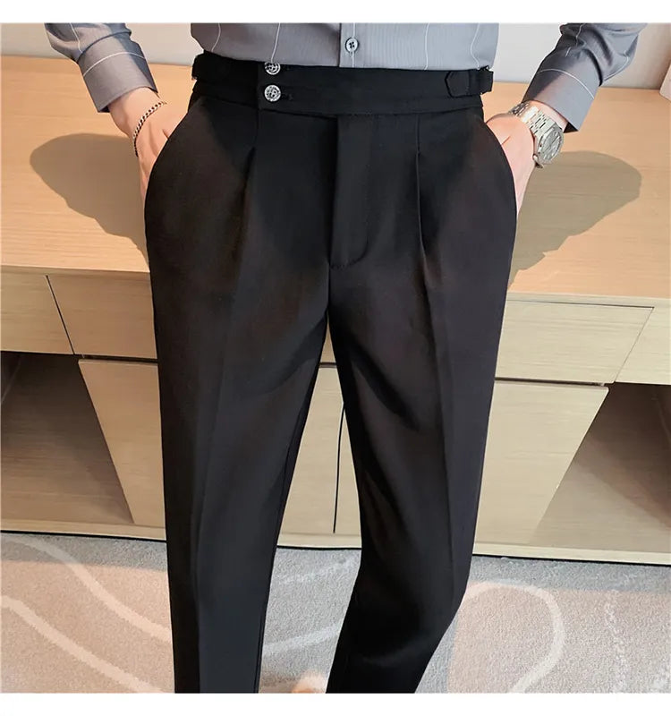 Trendy British-style business capris