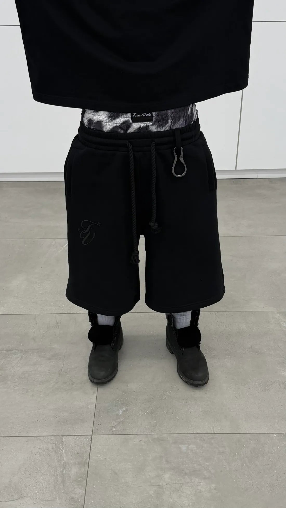 DOUBLE DRAWSTRING SHORTS