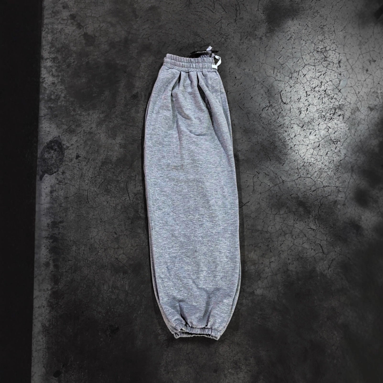 Loose casual wide-leg trousers and high-waisted trousers