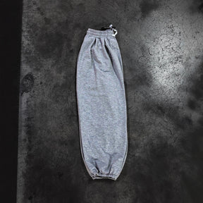 Loose casual wide-leg trousers and high-waisted trousers